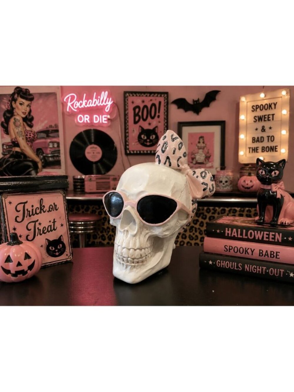 New Pink Skull Rockabilly W/ Glasses & Bow Halloween Skull Room Decor Figurine